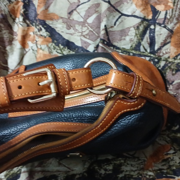 Dooney and Bourke Leather Purse - Picture 13 of 16